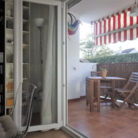 Bonito Apart. Con Parking Y Piscina Mairena del Aljarafe Exterior photo